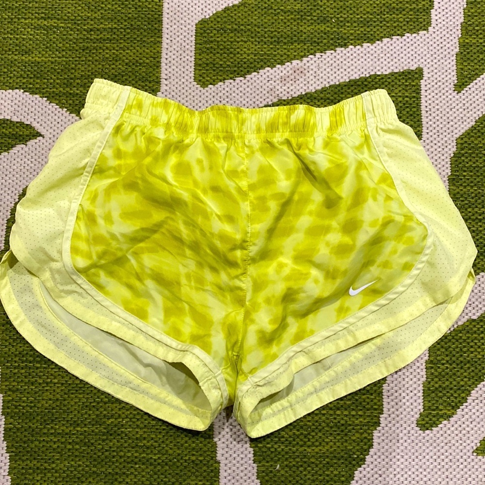 Nike Lime green shorts size: M
